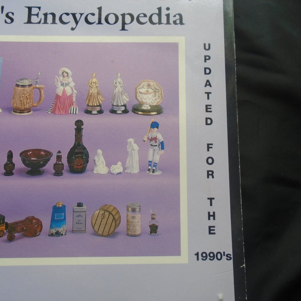 Avon Products Price Guide Encyclopedia History of Products - Picture 2 of 13